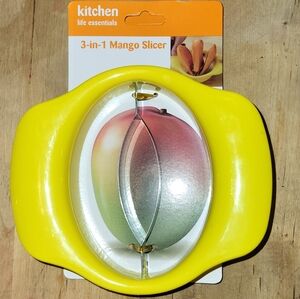 Mango Slicer new in package